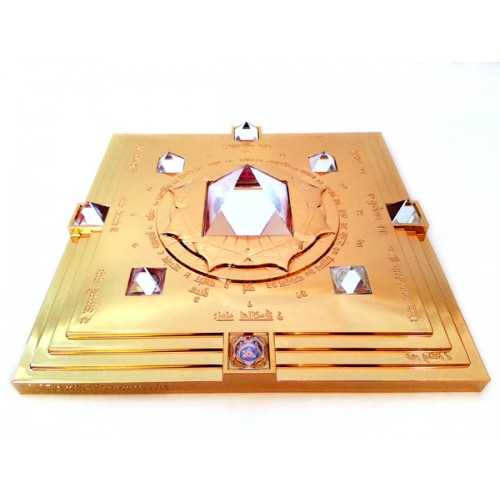 Vastu Pyramid Golden